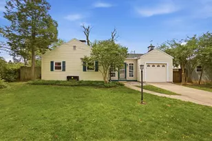 1734 Audubon Park Dr, Springfield, OH 45504 - Photo 1