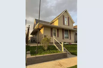 720 Columbia Street, Saint Marys, OH 45885 - Photo 1