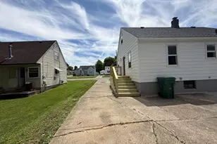 2222 Kenton St, Springfield, OH 45505 - Photo 1