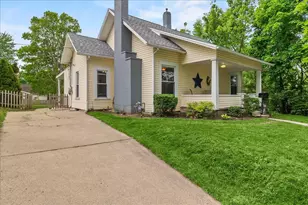 504 Center Ave, Bellefontaine, OH 43311 - Photo 1