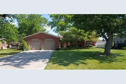 814 Aster Drive, Wapakoneta, OH 45895 - Photo 1