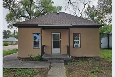 310 N 6th St, Lamar, CO 81052 - Photo 1