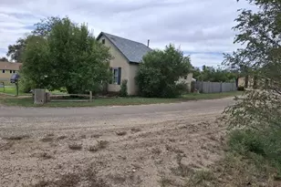 331 2nd St, Crowley, CO 81033 - Photo 3