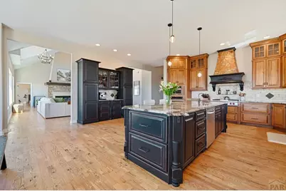 5672 St Charles River Dr, Pueblo, CO 81004 - Photo 9