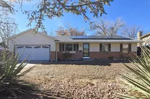 6 Wallflower Ct, Pueblo, CO 81001 - Photo 1