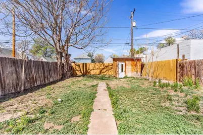 1131 Pine St, Pueblo, CO 81004 - Photo 23