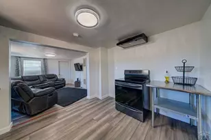 1837 E 3rd St, Pueblo, CO 81001 - Photo 17