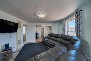 1837 E 3rd St, Pueblo, CO 81001 - Photo 7