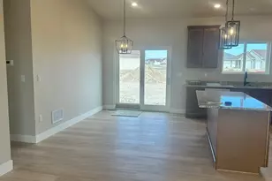 571 N Campbell Dr, Pueblo West, CO 81007 - Photo 13