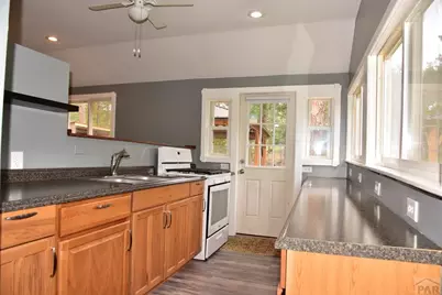 9017 Pine Ave, Beulah, CO 81023 - Photo 11