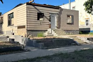 519 W 11th St, Pueblo, CO 81003 - Photo 3