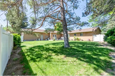 506 Linda Vista Ave, Pueblo, CO 81005 - Photo 37