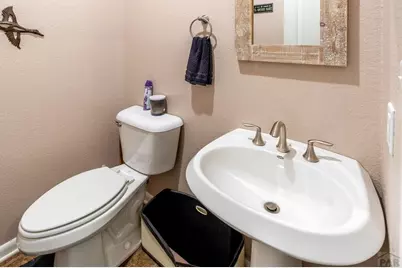 506 Linda Vista Ave, Pueblo, CO 81005 - Photo 17