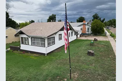 318 W 10th St, La Junta, CO 81050 - Photo 5