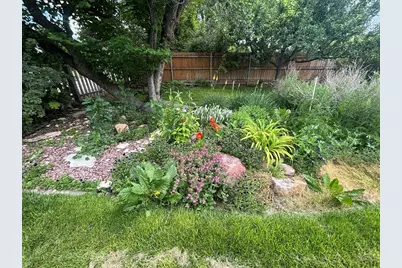 339 S Park Dr, Pueblo, CO 81005 - Photo 11