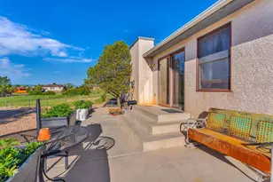 416 S Hahns Peak Pl, Pueblo West, CO 81007 - Photo 29