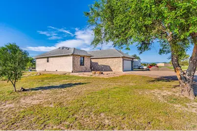 416 S Hahns Peak Pl, Pueblo West, CO 81007 - Photo 5