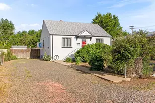 811 Belmont Ave, Pueblo, CO 81004 - Photo 1