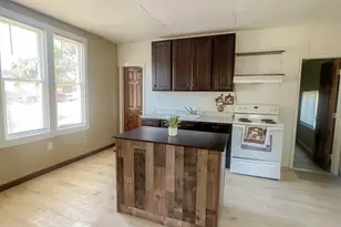 324 Lewis Ave, La Junta, CO 81050 - Photo 7