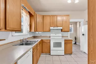 2121 N Greenwood St, Pueblo, CO 81003 - Photo 11