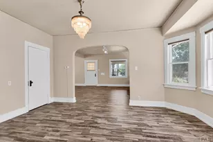 2121 N Greenwood St, Pueblo, CO 81003 - Photo 9