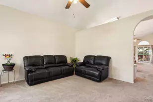 934 Cedarcrest Dr, Pueblo, CO 81005 - Photo 7