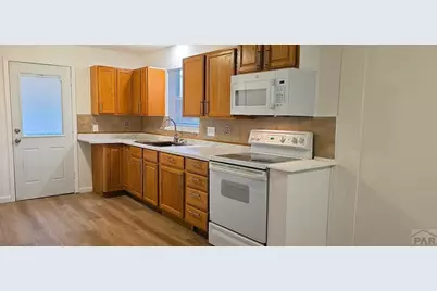2827 8th Ave, Pueblo, CO 81003 - Photo 3