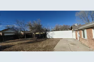2827 8th Ave, Pueblo, CO 81008 - Photo 17