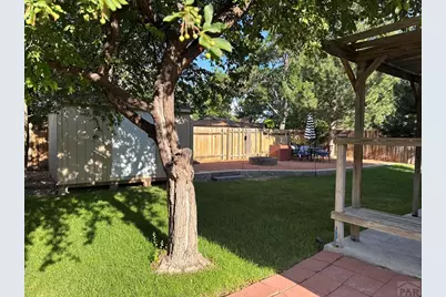 1510 Kingsroyal Blvd, Pueblo, CO 81005 - Photo 11