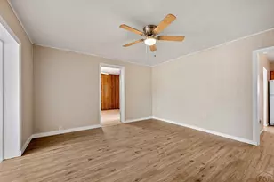 320 E Godding, Trinidad, CO 81082 - Photo 9