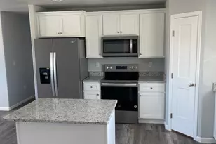 1186 E Desert Cove Dr, Pueblo West, CO 81007 - Photo 5