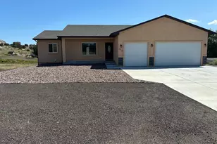 914 S Greenway Ave, Pueblo West, CO 81007 - Photo 1