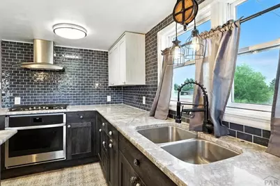 2402 W 17th St, Pueblo, CO 81003 - Photo 11