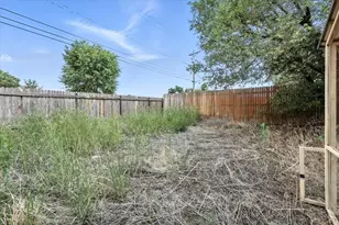 2402 W 17th St, Pueblo, CO 81003 - Photo 29