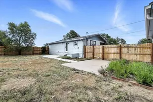 2402 W 17th St, Pueblo, CO 81003 - Photo 25