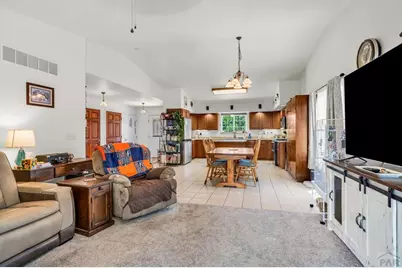 75 Wheatridge Dr, Pueblo, CO 81005 - Photo 17