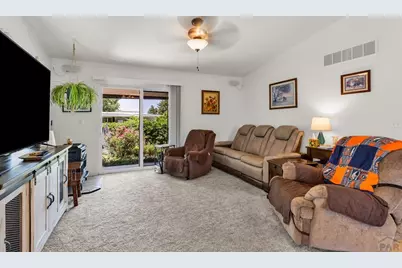 75 Wheatridge Dr, Pueblo, CO 81005 - Photo 15