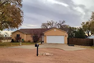 12 Grant Ave, Penrose, CO 81240 - Photo 1