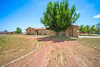 650 E Woodleaf Dr, Pueblo West, CO 81007 - Photo 3