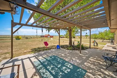 650 E Woodleaf Dr, Pueblo West, CO 81007 - Photo 27