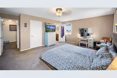650 E Woodleaf Dr, Pueblo West, CO 81007 - Photo 13