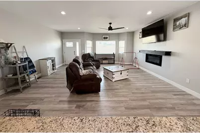 987 S Blue Hills Dr, Pueblo West, CO 81007 - Photo 13