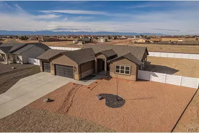 787 N Edgewater Dr, Pueblo West, CO 81007 - Photo 3