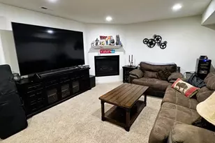 1451 N Challenger Dr, Pueblo West, CO 81007 - Photo 17