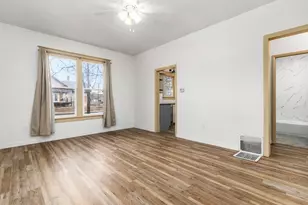 1026 E 9th St, Pueblo, CO 81001 - Photo 9