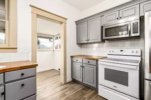 1026 E 9th St, Pueblo, CO 81001 - Photo 11