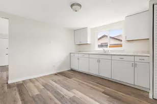 2114 E 12th St, Pueblo, CO 81001 - Photo 9