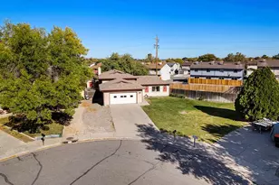 4 Noble Ct, Pueblo, CO 81005 - Photo 3