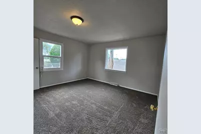 5207 Thatcher Ave, Pueblo, CO 81005 - Photo 9