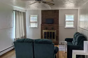 1910 E 8th St, Pueblo, CO 81001 - Photo 7